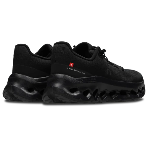 RIVEN FASHION | ON CLOUD SNEAKERS