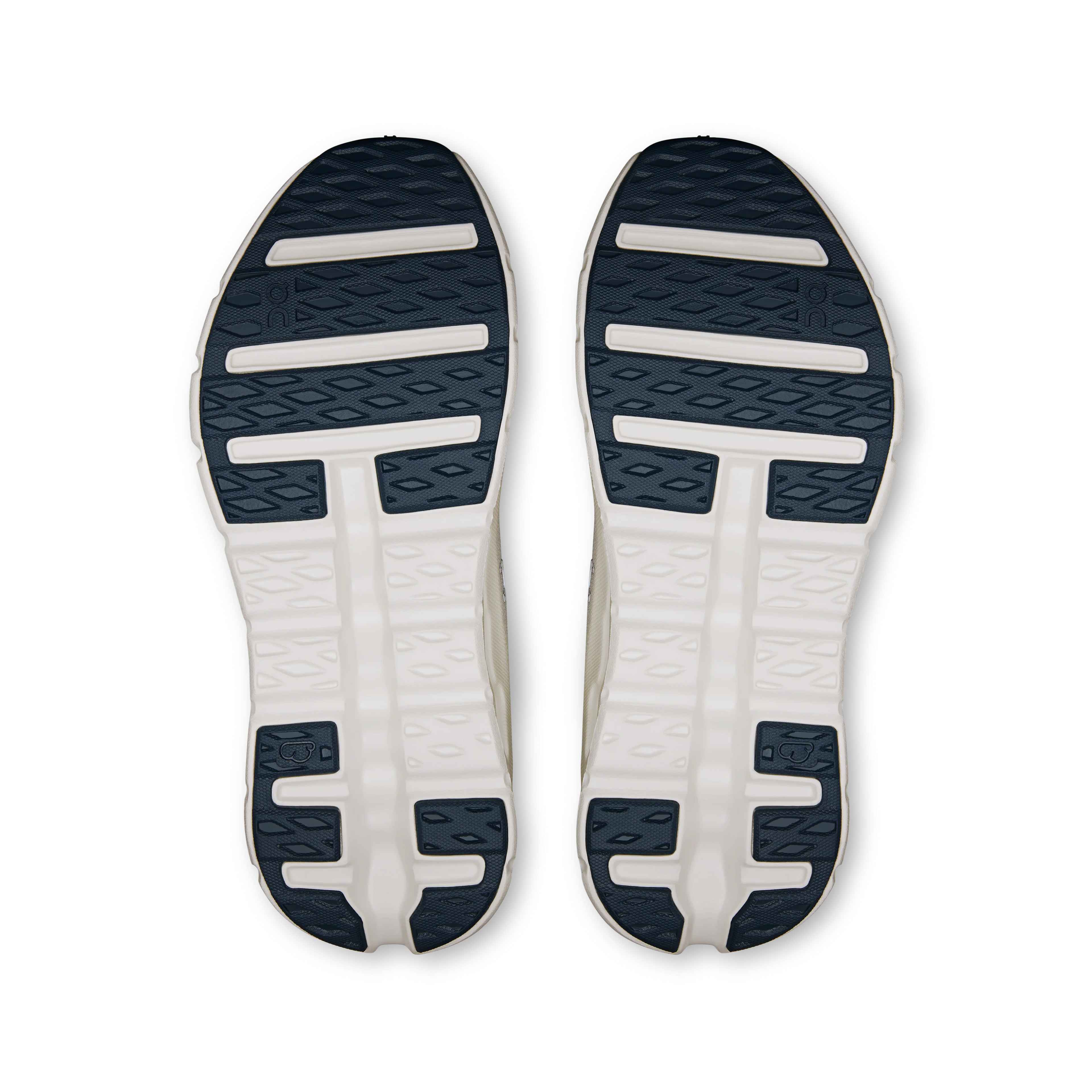 RIVEN FASHION | ON CLOUD SNEAKERS